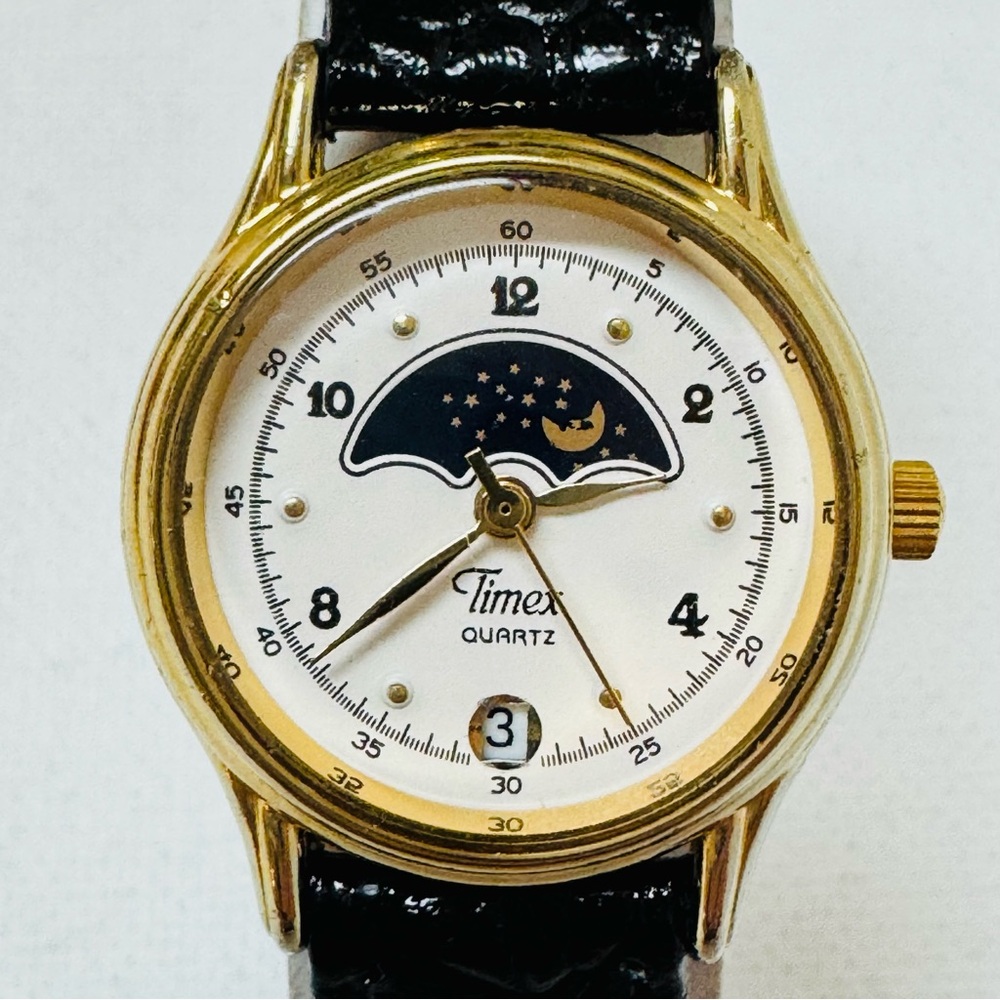 Vintage 1994 Timex Sun/Moon Day/Night Women's Gold Date Watch Black Leather - Picture 3 of 13